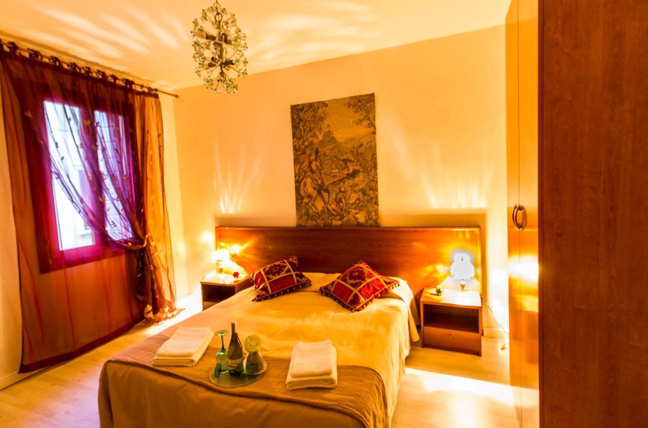 Venice Rainbow Hotel ภายนอก รูปภาพ