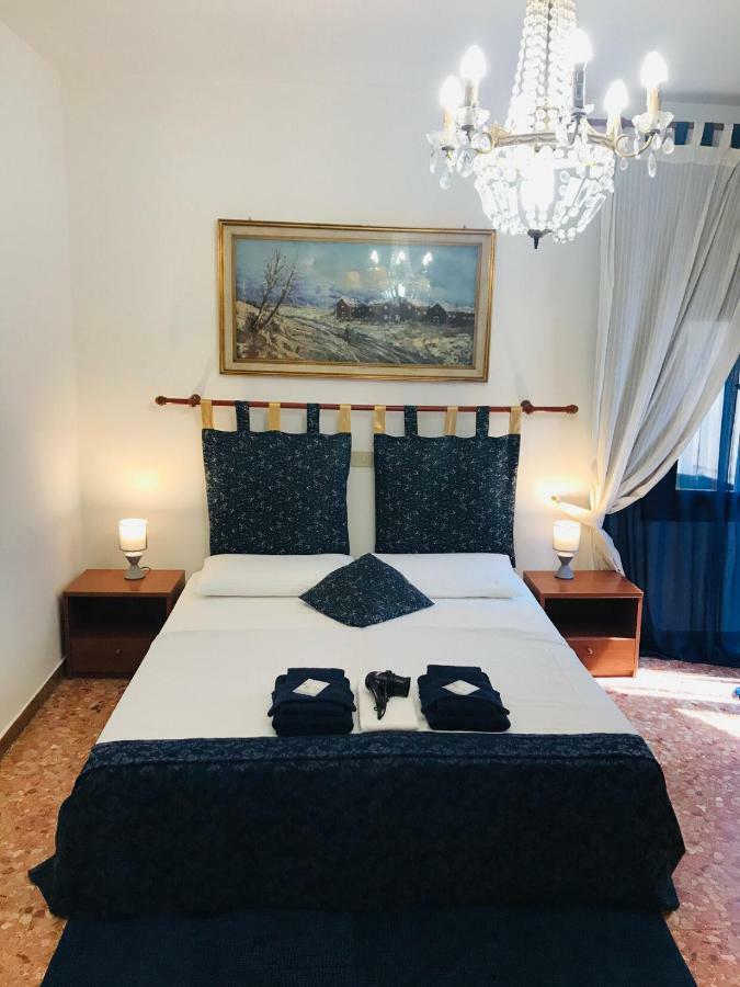 Venice Rainbow Hotel ภายนอก รูปภาพ