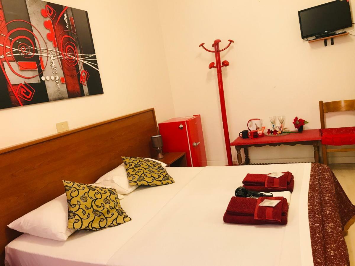 Venice Rainbow Hotel ภายนอก รูปภาพ